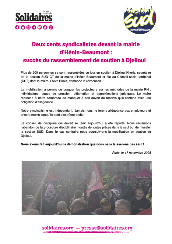 Deux cents syndicalistes devant la mairie d’Hénin-Beaumont,